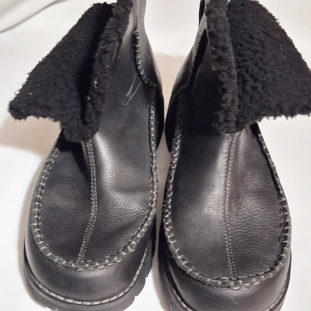 Skechers‎ Men's Slip-On Black Leather Upper Balance Boots Size 9.5  NWOT
